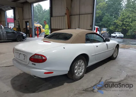 1998 Jaguar Xk8 из США, поврежденный, VIN SAJGX2246WC024074